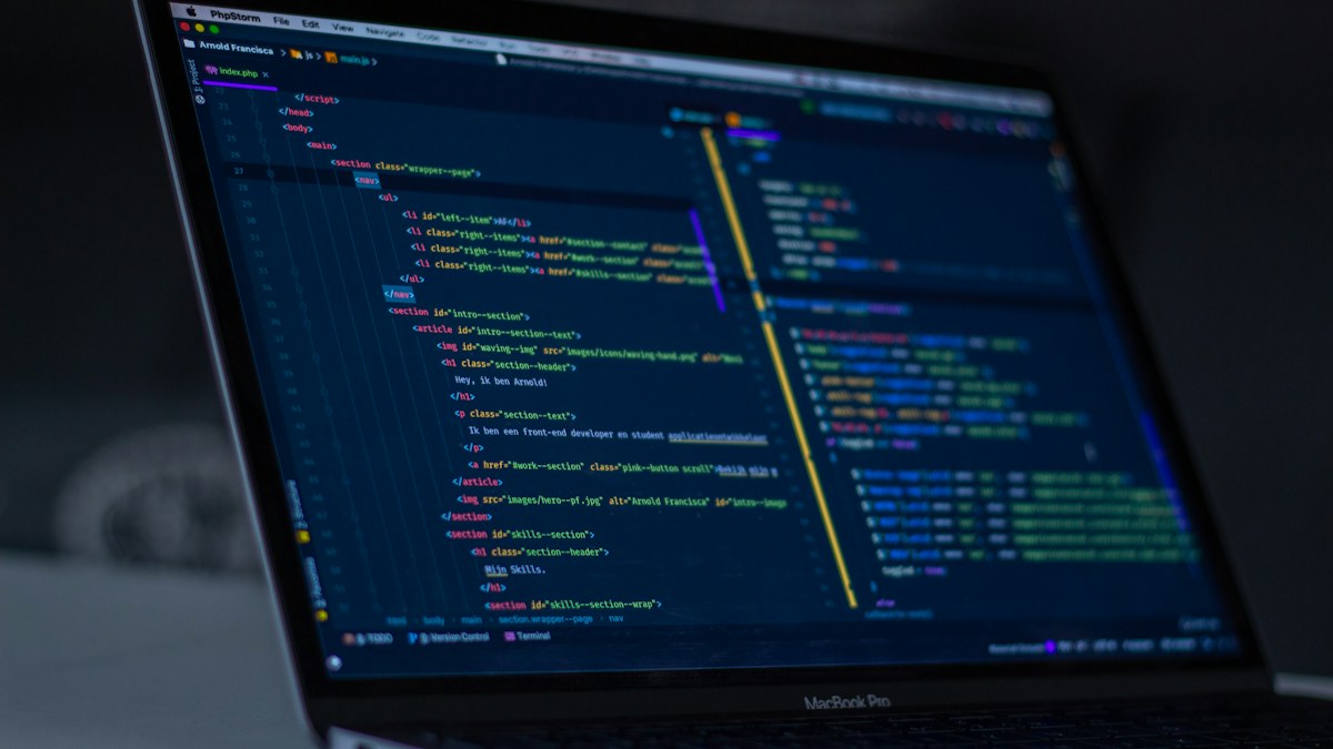 Qwen 2.5 Coder 32B & 72B: Open-Source-Modell auf Augenhöhe mit Claude 3.5 Sonnet